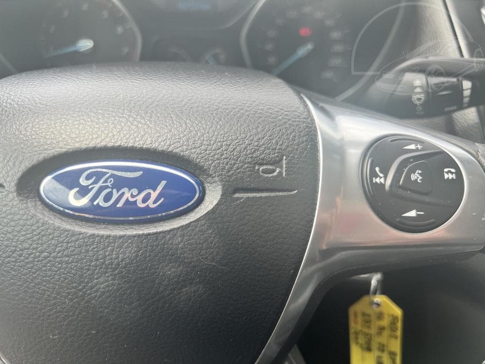 2011 Ford FOCUS - 18