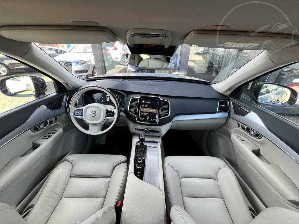 2016 Volvo XC90 - 37