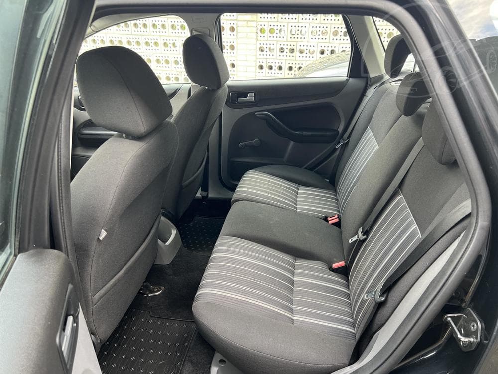 2008 Ford FOCUS - 20