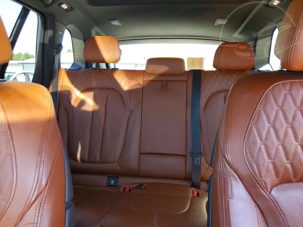 2021 BMW X5 - 10