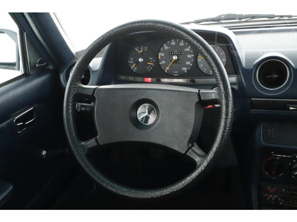 1982 Mercedes-Benz OSTATNÍ - 12
