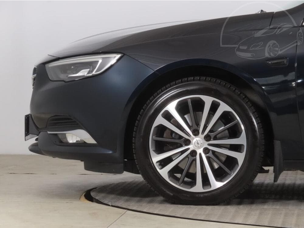 2018 Opel Insignia - 15