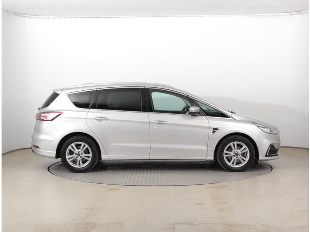 2021 Ford S-Max - 6