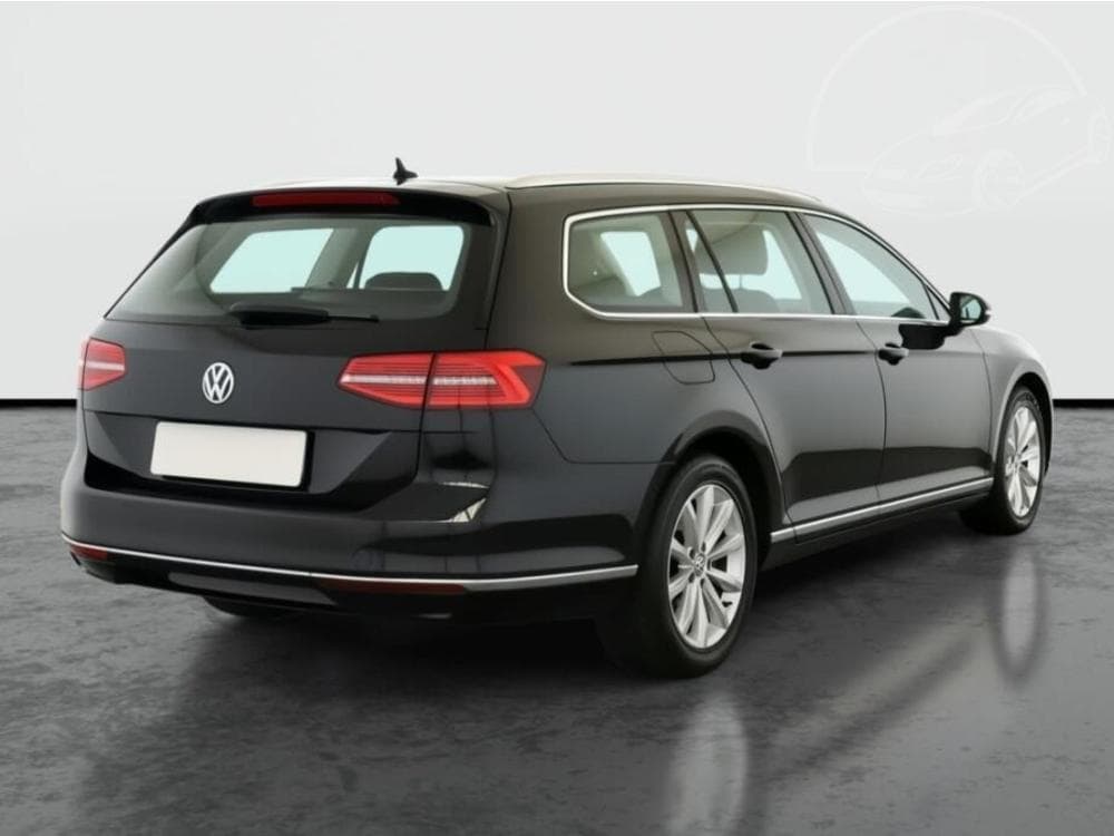 2018 Volkswagen PASSAT - 13