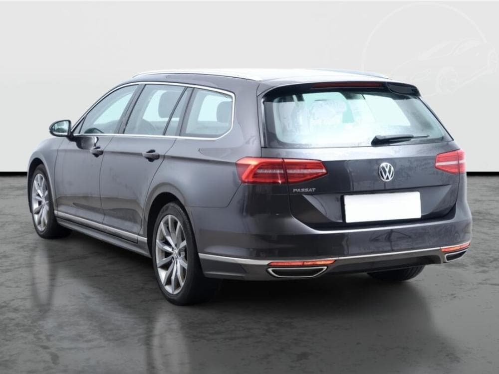 2018 Volkswagen PASSAT - 7