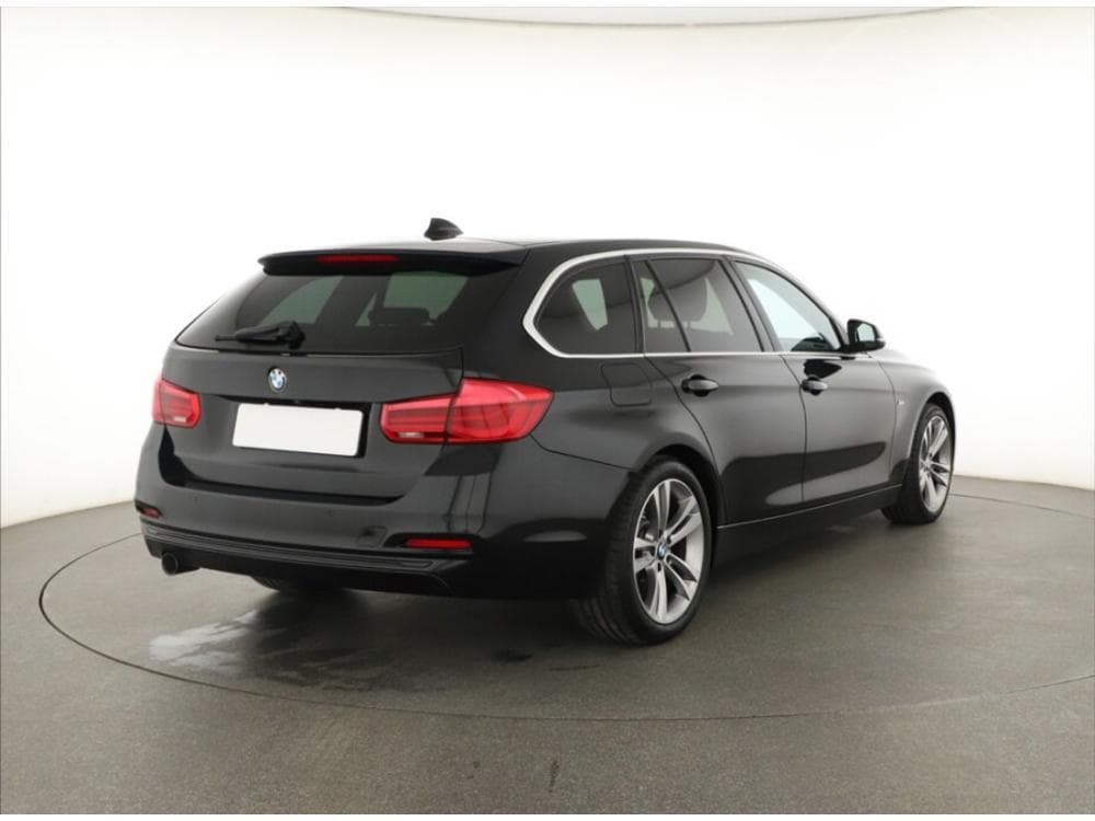 2017 BMW 3-Series - 5