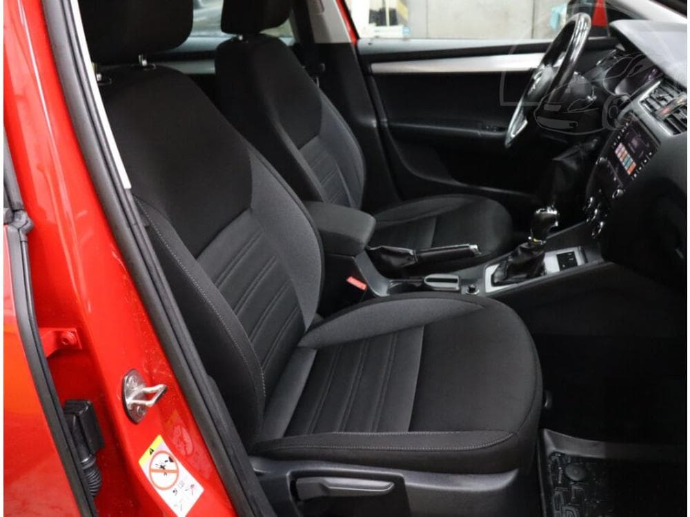 2019 Škoda OCTAVIA - 17