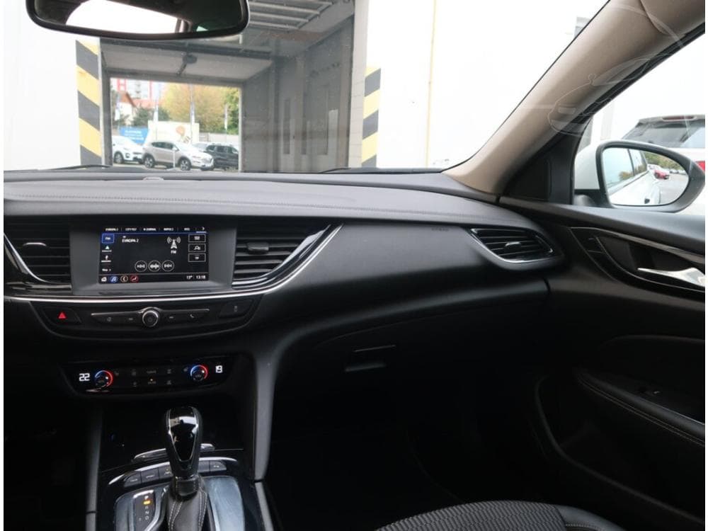 2019 Opel INSIGNIA - 15