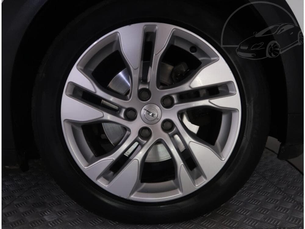 2019 Opel INSIGNIA - 29