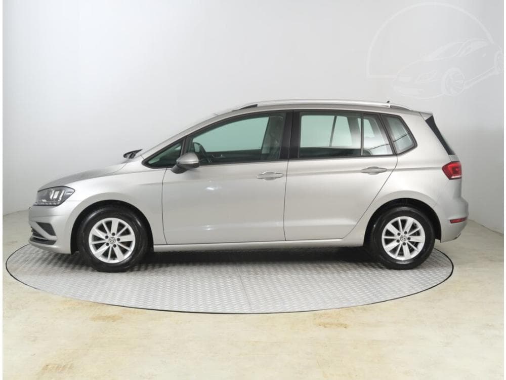 2018 Volkswagen Golf - 5