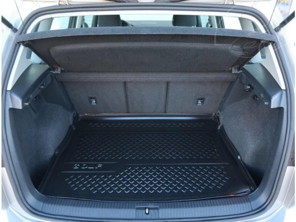 2018 Volkswagen Golf - 25