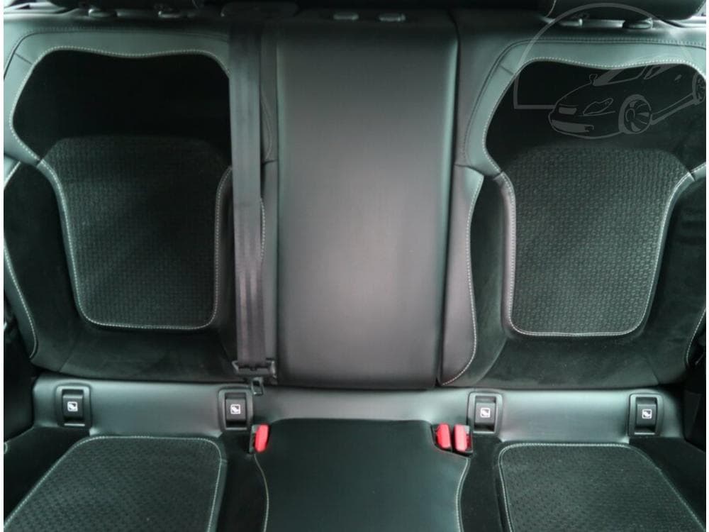 2017 Renault Megane - 10