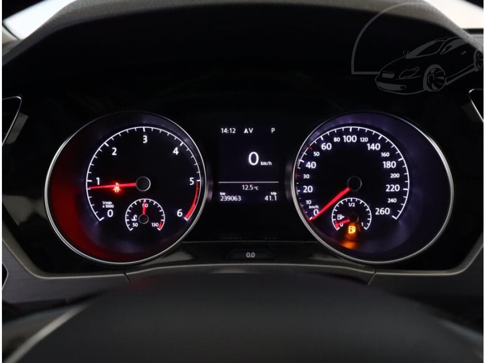 2015 Volkswagen TOURAN - 9