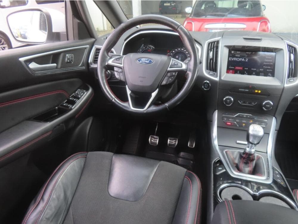 2019 Ford S-Max - 13