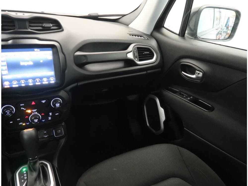 2019 Jeep Renegade - 8