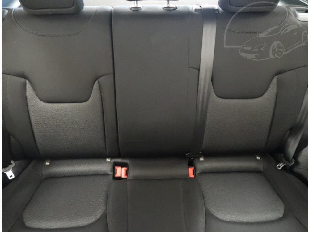 2019 Jeep Renegade - 10