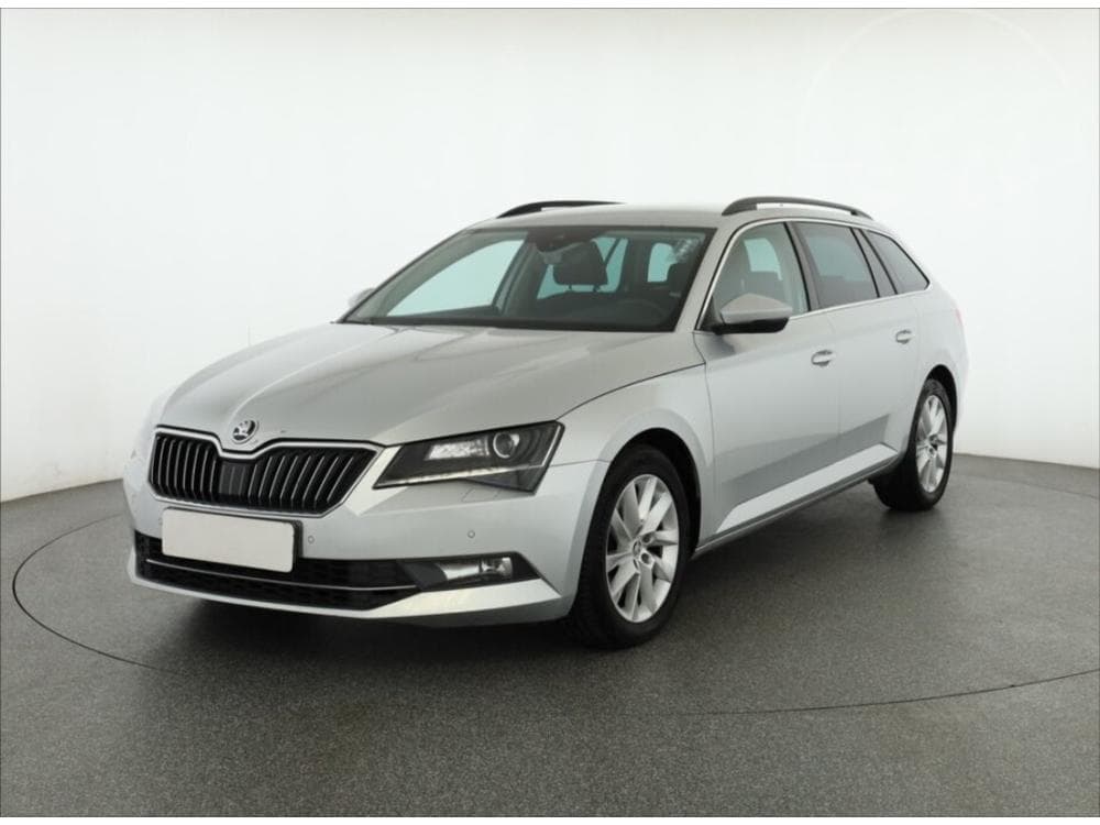 2018 Škoda SUPERB - 4