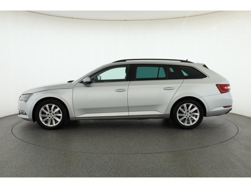 2018 Škoda SUPERB - 7