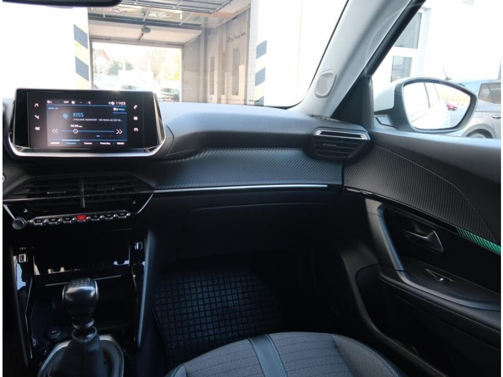 2021 Peugeot 2008 - 8