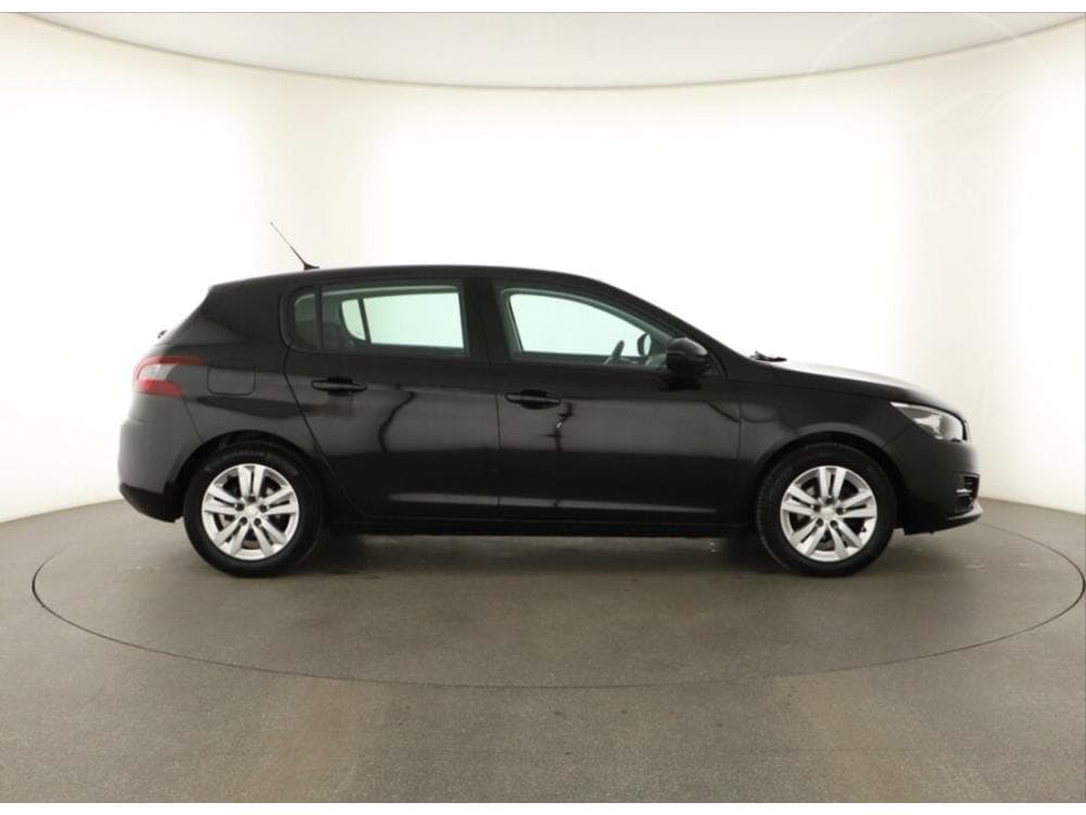 2021 Peugeot 308 - 6