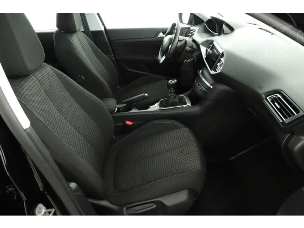 2021 Peugeot 308 - 7