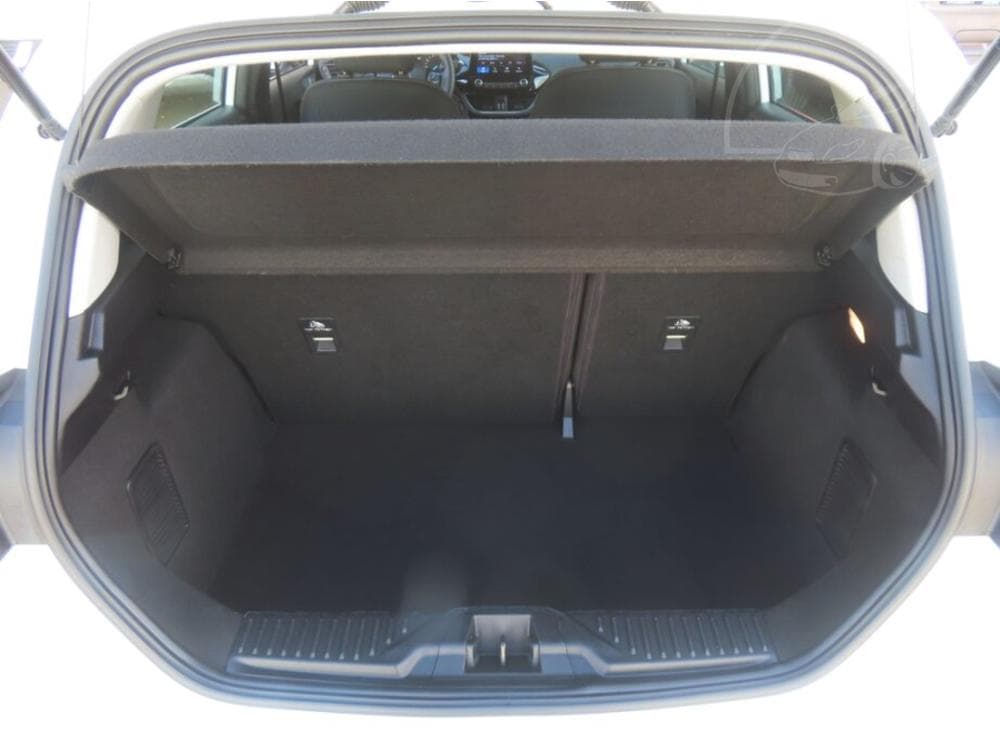 2022 Ford Fiesta - 13