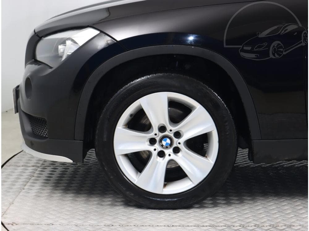 2015 BMW X1 - 12