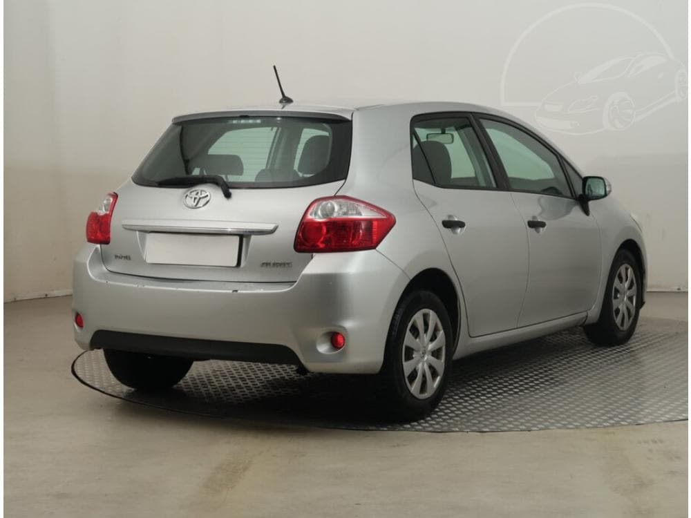 2012 Toyota AURIS - 5