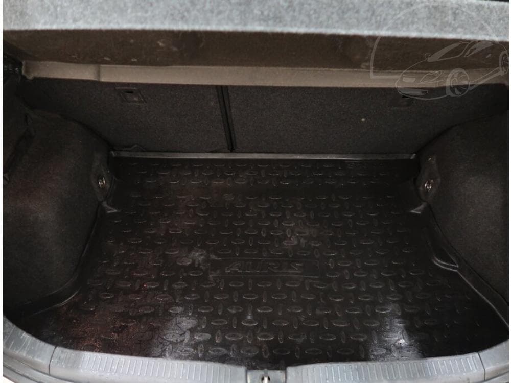 2012 Toyota AURIS - 12