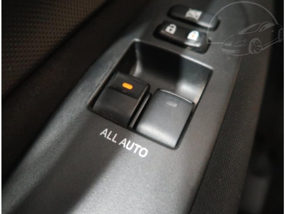 2012 Toyota AURIS - 13
