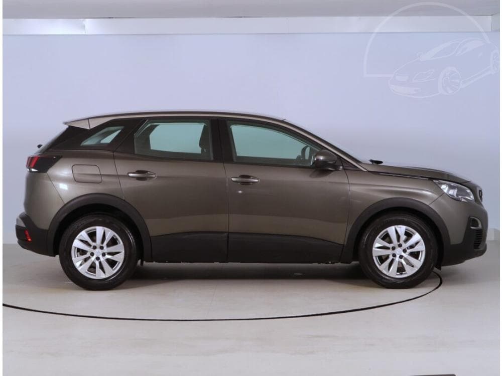 2019 Peugeot 3008 - 11
