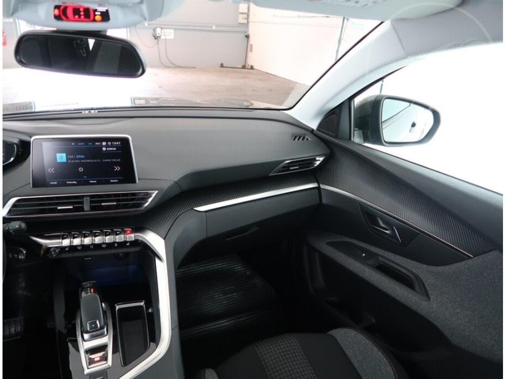 2019 Peugeot 3008 - 15