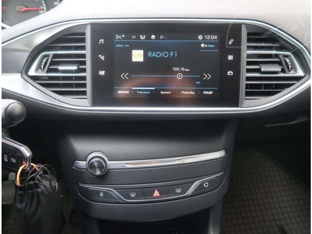 2018 Peugeot 308 - 12