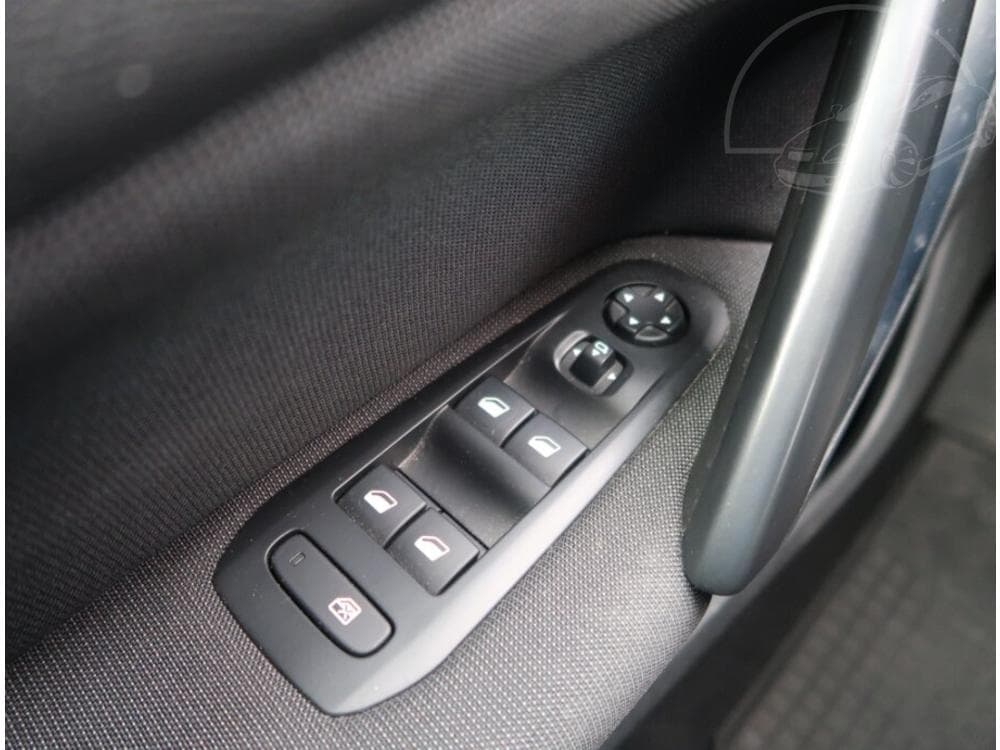 2018 Peugeot 308 - 14