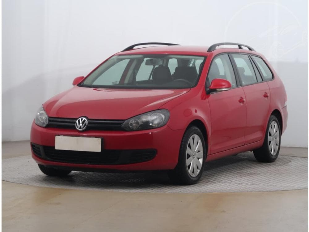 2011 Volkswagen Golf - 2