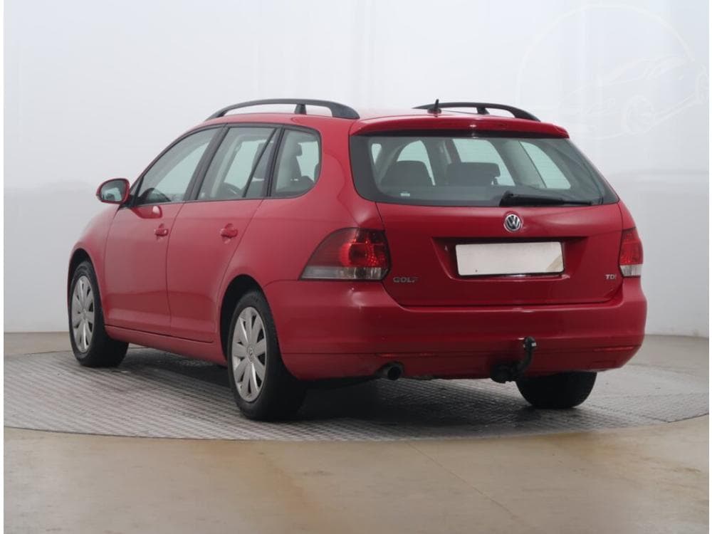 2011 Volkswagen Golf - 4