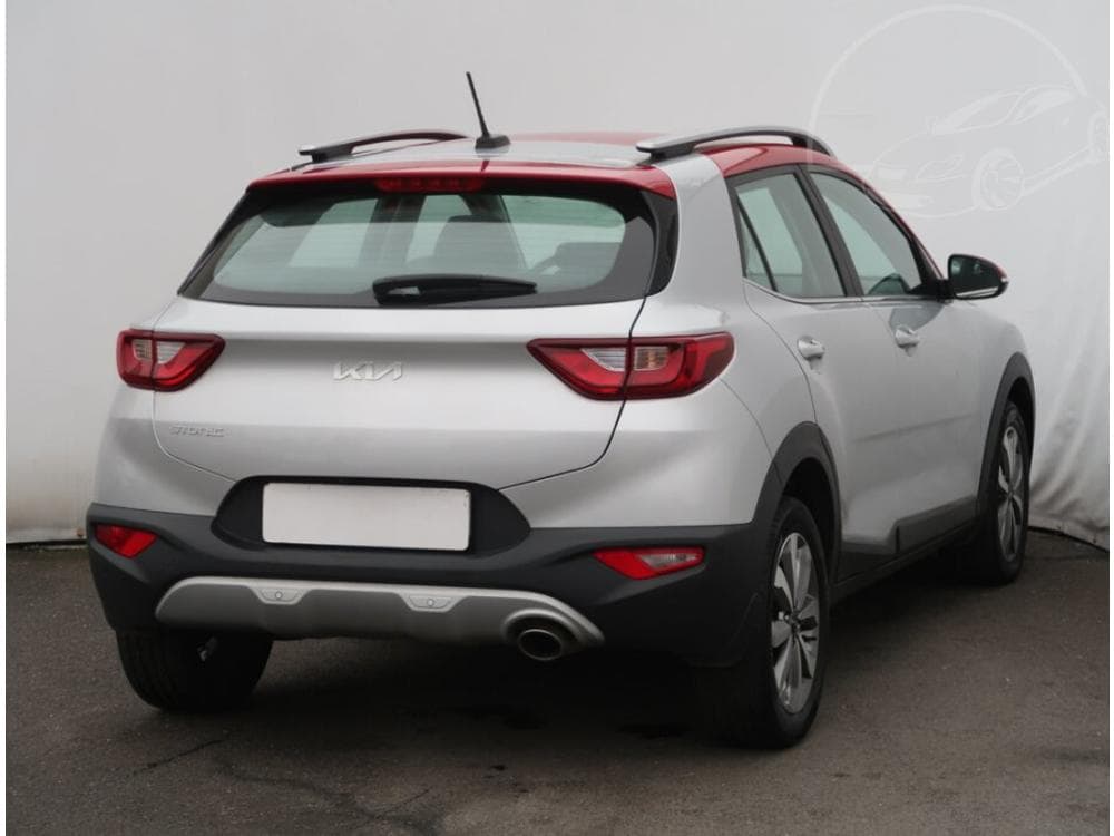 2023 Kia STONIC - 13