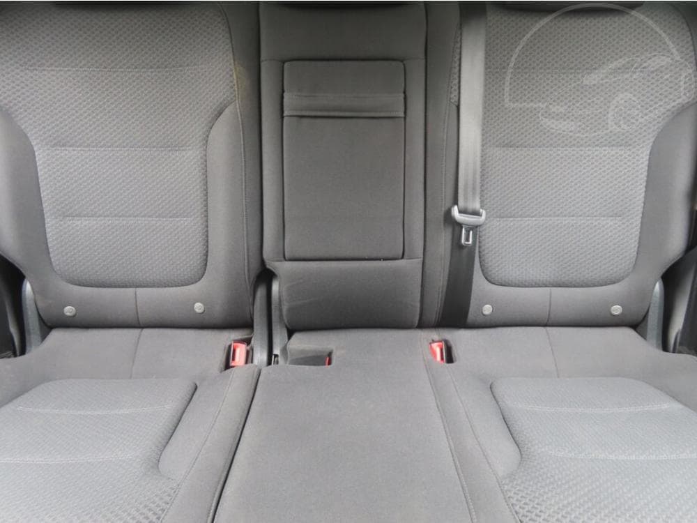 2016 Volkswagen Touareg - 10