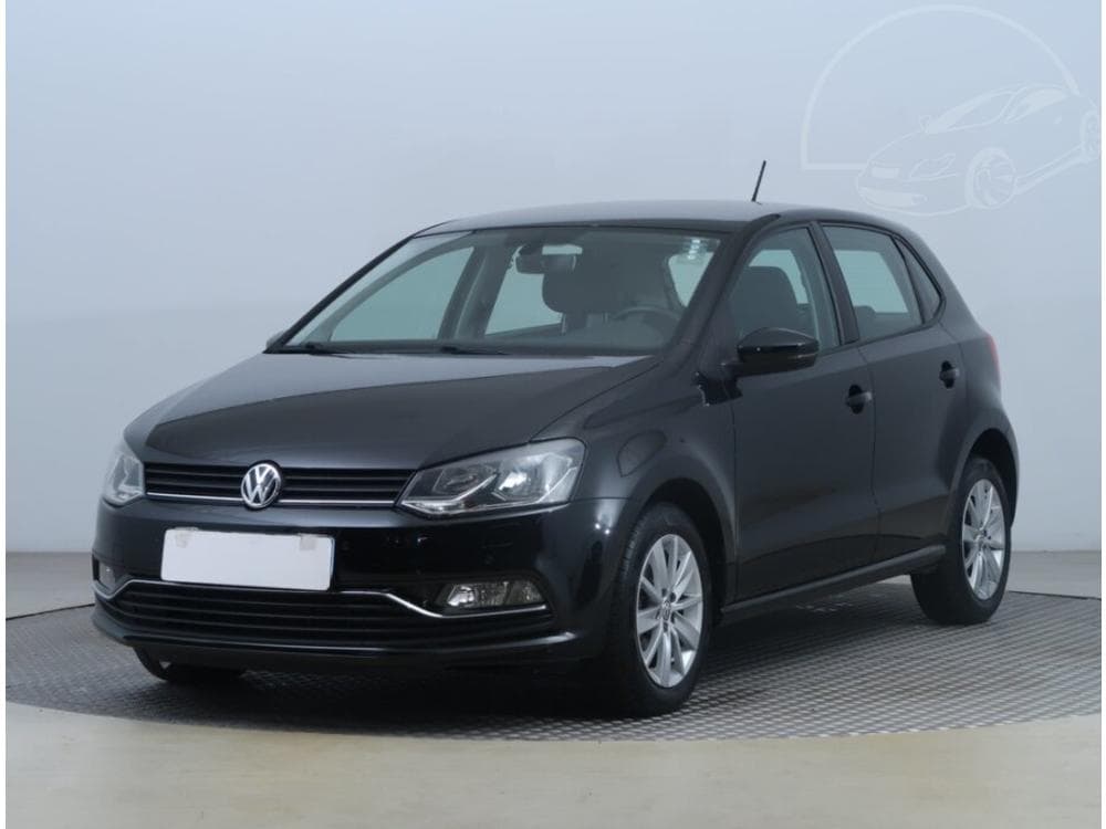 2015 Volkswagen Polo - 2