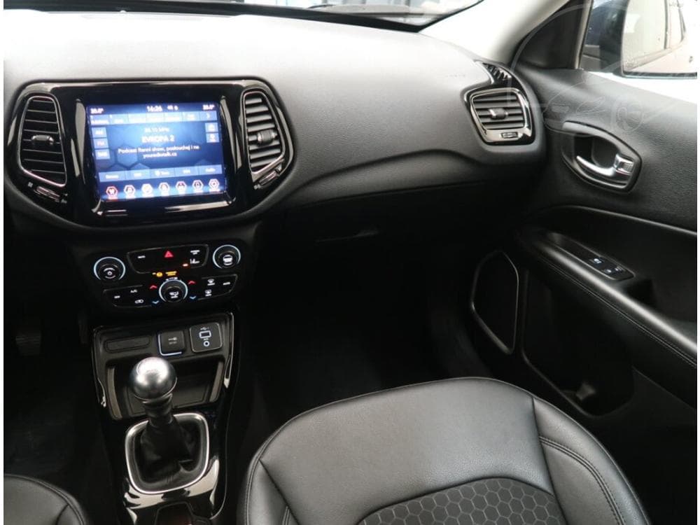 2021 Jeep Compass - 8