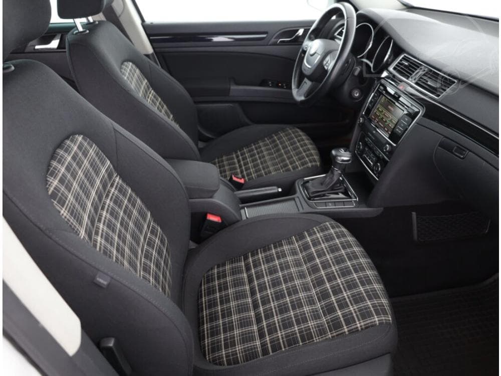 2012 Škoda SUPERB - 7