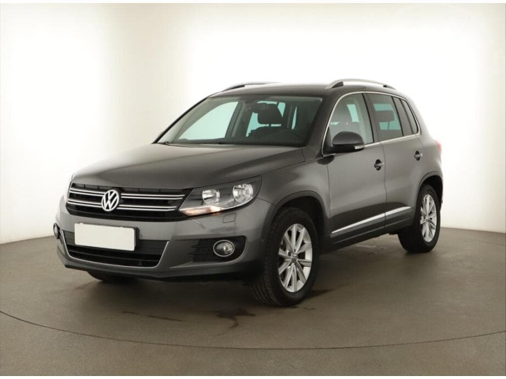 2012 Volkswagen Tiguan - 2