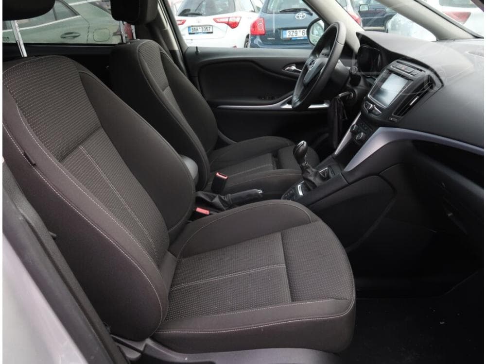 2018 Opel ZAFIRA - 9