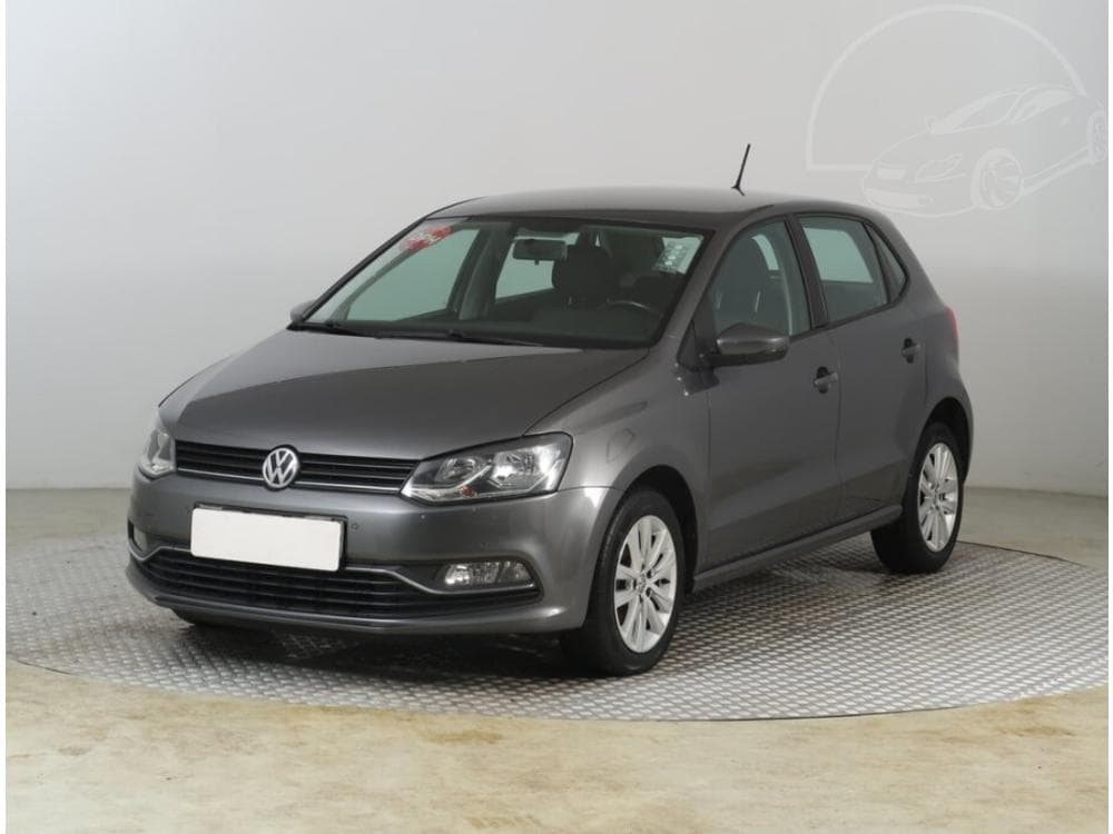 2015 Volkswagen Polo - 2