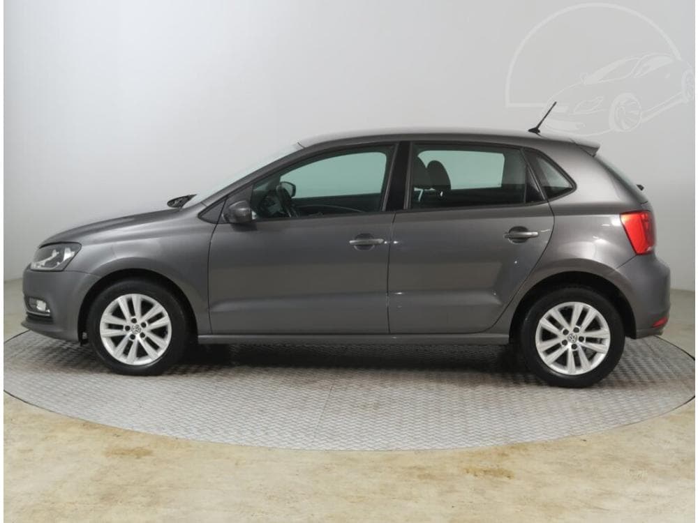 2015 Volkswagen Polo - 3