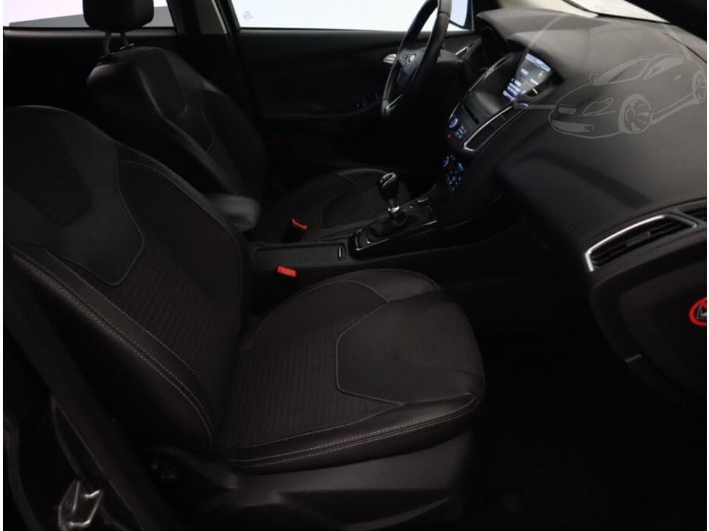 2015 Ford FOCUS - 7