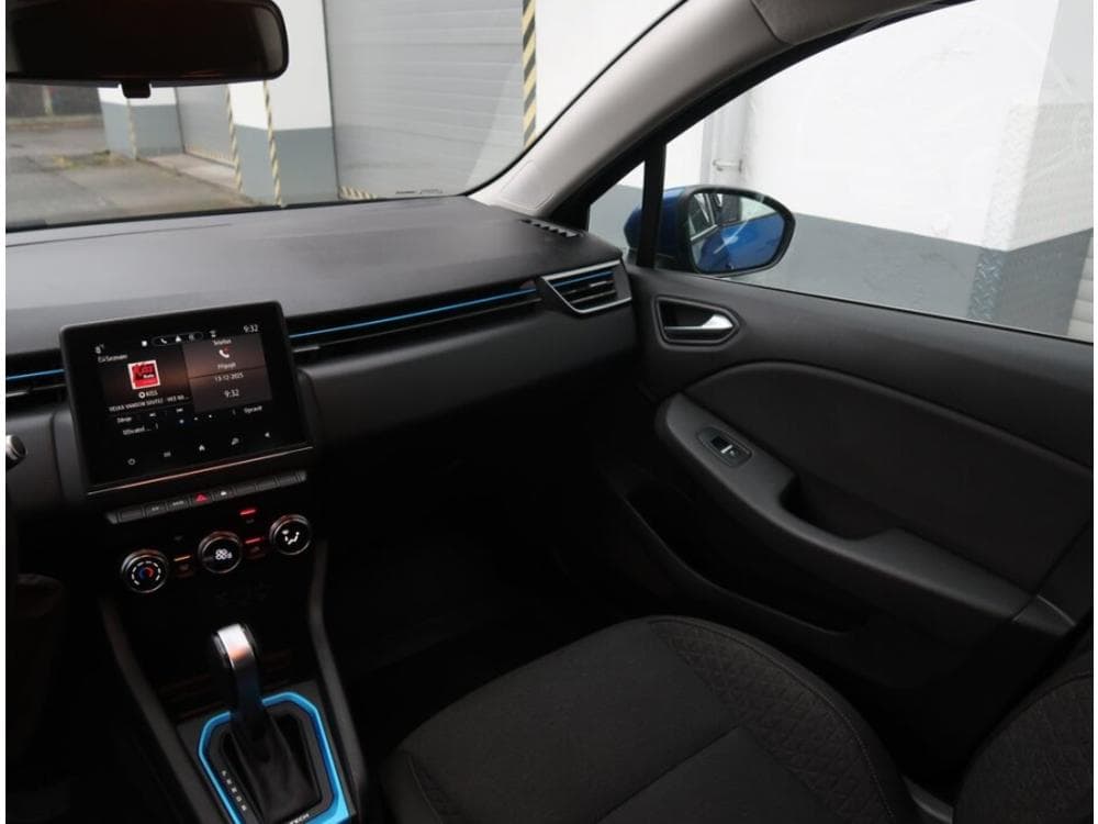 2021 Renault Clio - 8