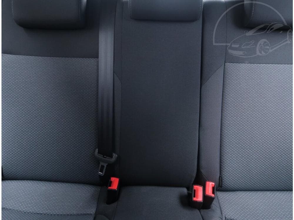 2015 Volkswagen Polo - 10