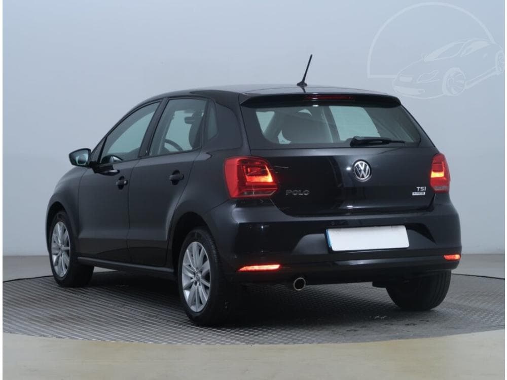 2015 Volkswagen Polo - 4