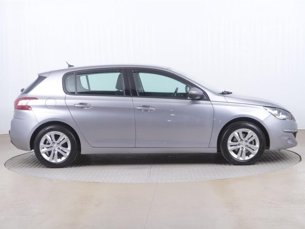 2017 Peugeot 308 - 6